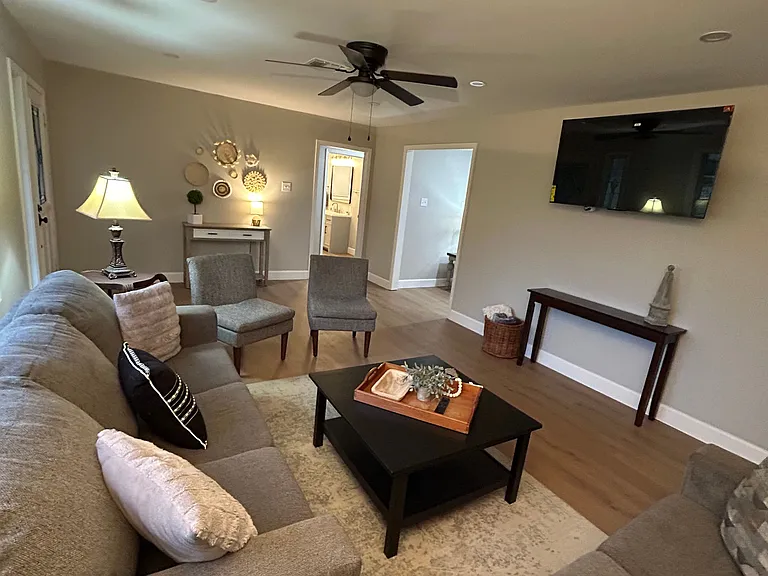 1503 Glenmar Ave — Photo 8