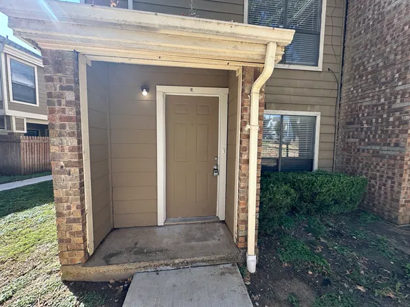 2119 Park Willow Ln APT B, Arlington, TX 76011
