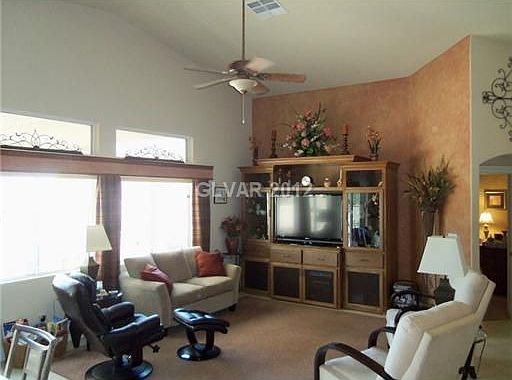 2nd image of 5200 Hackberry Hill Ave