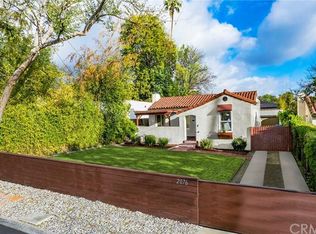 2076 El Molino Ave, Altadena, CA 91001