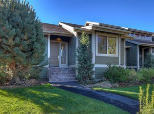 11054 Village Loop, Redmond, OR 97756