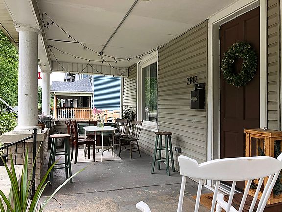 4th image of 2142 Carrollton Ave