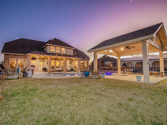 4th image of 4611 Red Fox Circle