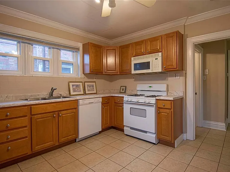 7211 Amherst Ave #1 — Photo 19