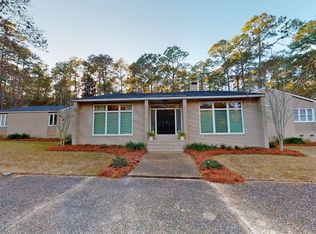 20 Cherokee Rd, Moultrie, GA 31768