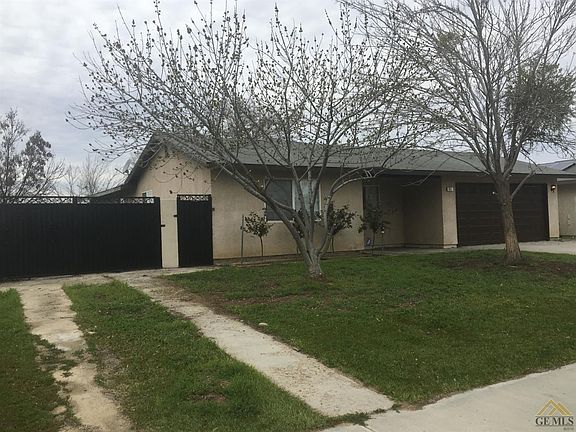 2nd image of 895 Oakmont St