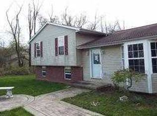14230 Winchester Rd, Trafford, PA 15085