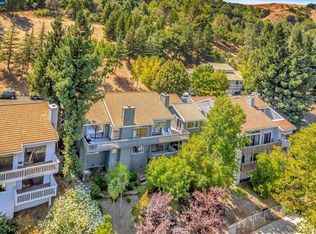 919 Augusta Dr, Moraga, CA 94556