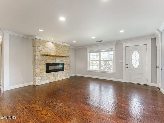 2nd image of 1219 Britton Dr