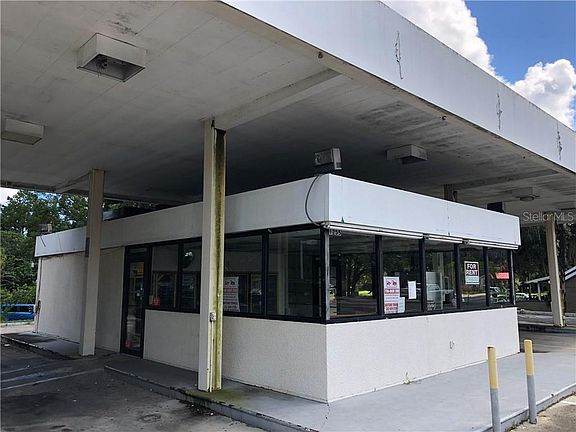 3rd image of 1255 E Silver Springs Blvd