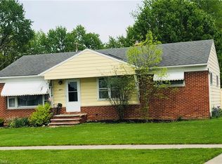6871 Maplewood Rd, Parma Heights, OH 44130