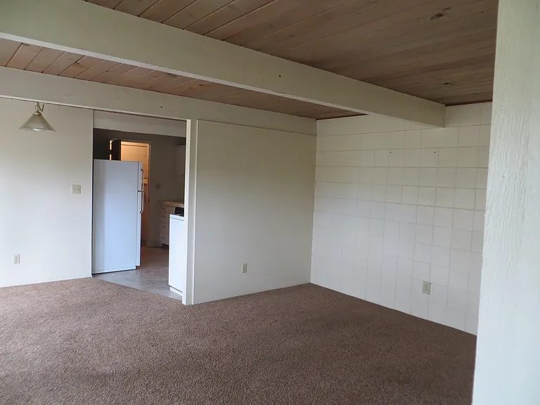 Highland Drive — Photo 78