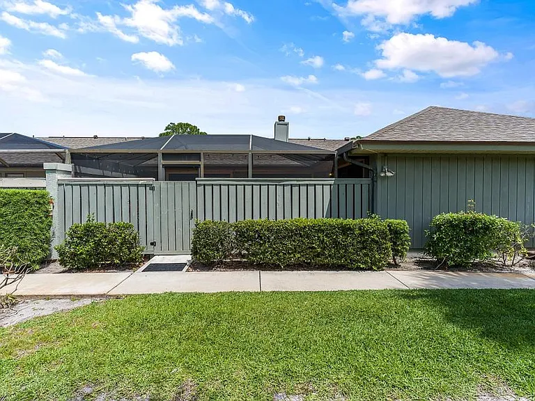 721 Timber Ridge Trl SW #D — Photo 7