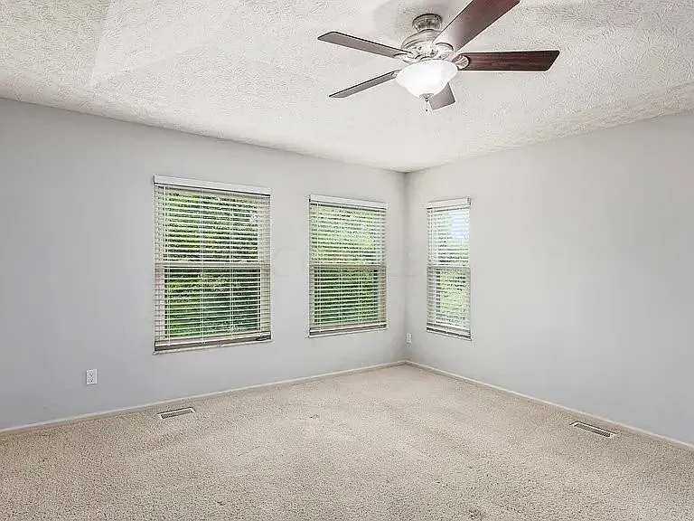 7218 Innisfree Ln — Photo 11