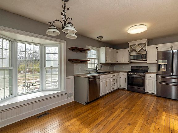2nd image of 5650 SW Lincolnshire Cir