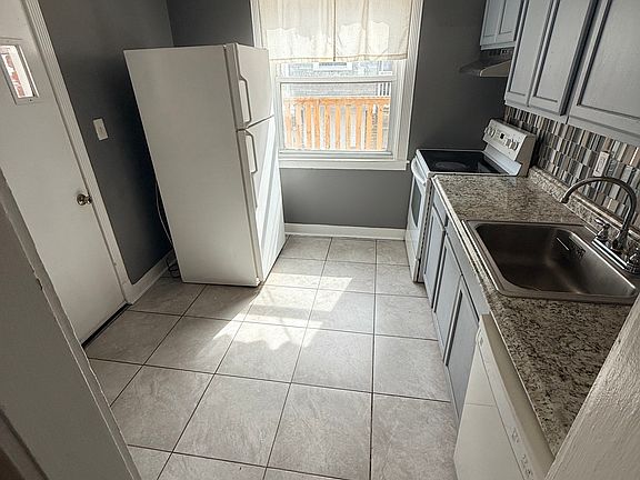 5th image of 7218 Lamport Rd