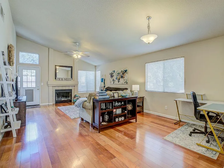9326 Ariel Way — Photo 5