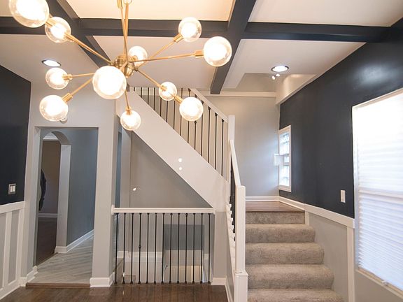 Stunning Dining Room (designer lighting)