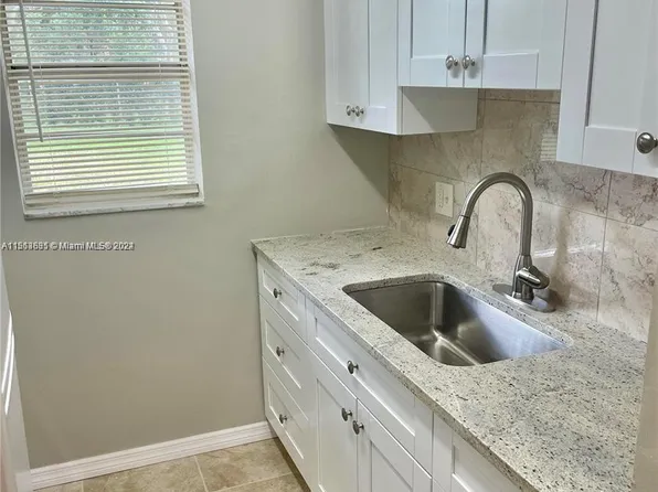 4163 SW 67th Ave APT 112C, Fort Lauderdale, FL 33314