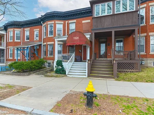 1524 Commonwealth Ave, Brighton, MA 02135