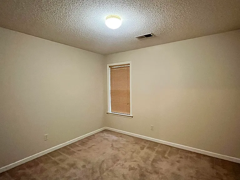 7276 Amberly Way Dr — Photo 9