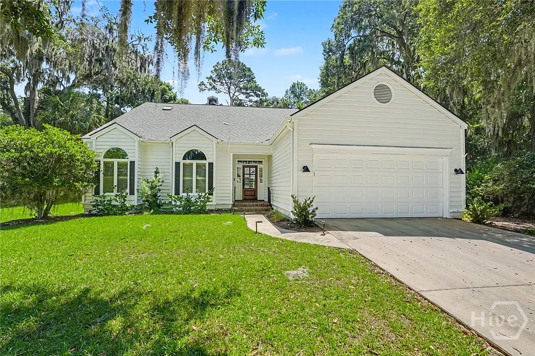 3 bed, 2.5 bath, 3192 sqft, $4,500 — Photo 1