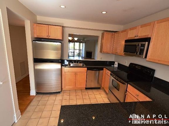 2nd image of 2104 Chesapeake Harbour Dr E #102
