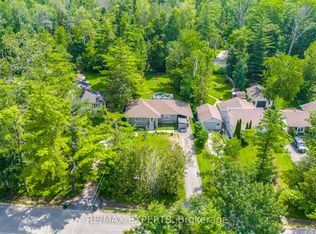 3211 Cove Ave, Innisfil, ON L9S2K7