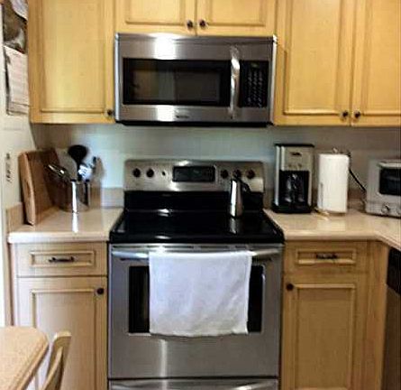 3rd image of 1475 NE 125th Ter APT 401A