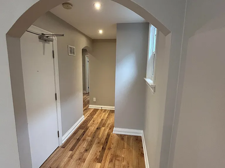394 Whitmore Ave #MAIN — Photo 7