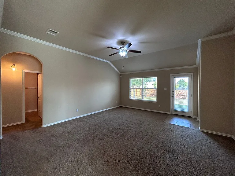 2204 Tranquility Ln — Photo 28