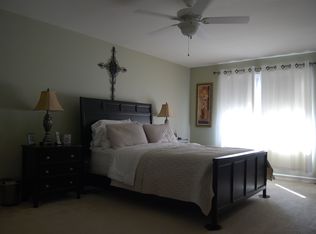 1569 Wainscott Dr, O'Fallon, MO 63366