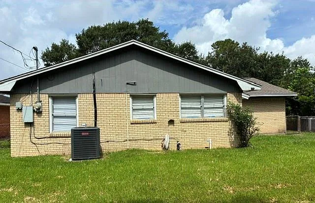 1805 Thelma Ln — Photo 5