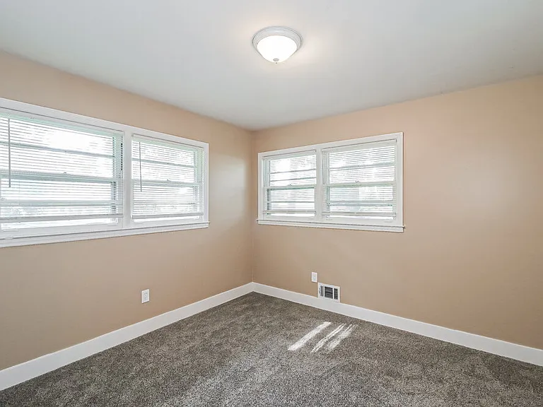 1932 Carla Dr — Photo 15