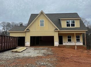 348 Pinewood Dr, Covington, GA 30014