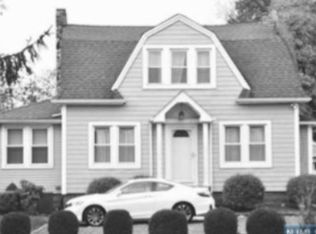 312 Washington Ave, Dumont, NJ 07628