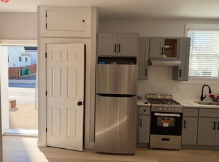 121 Winthrop St, Medford, MA 02155