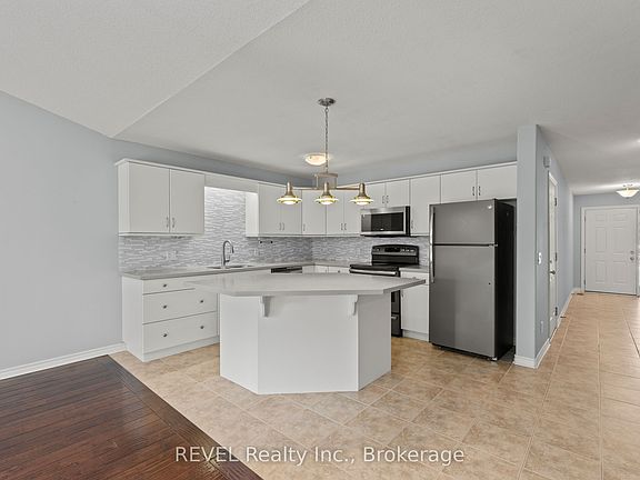 5th image of 605 Welland Ave #3
