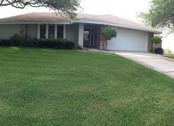 3rd image of 1747 73rd Cir NE