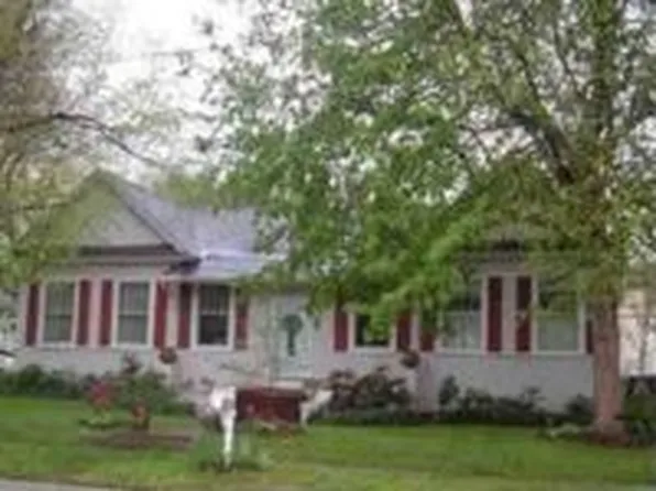 621 Exchange St E, Union City, TN 38261