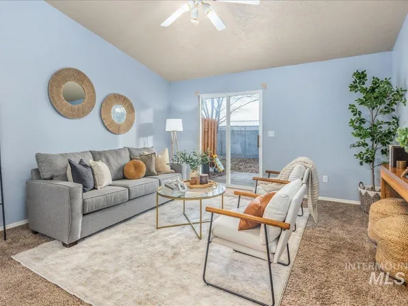 9277 W Shoup Ave, Boise, ID 83709