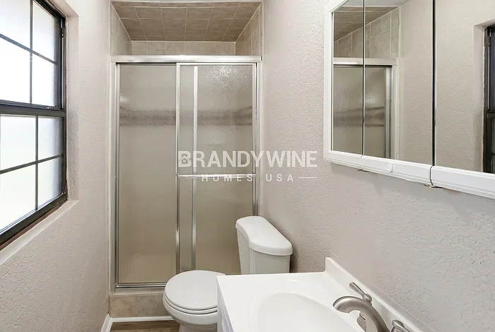 6623 Kinlock Dr W — Photo 10