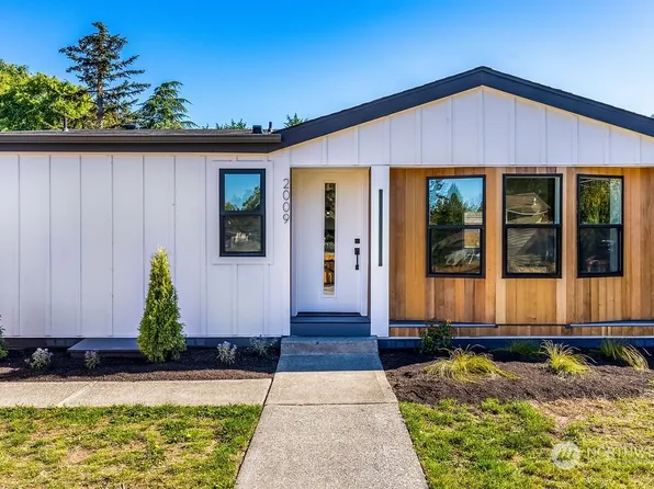 2009 78th Street Ct E, Tacoma, WA 98404