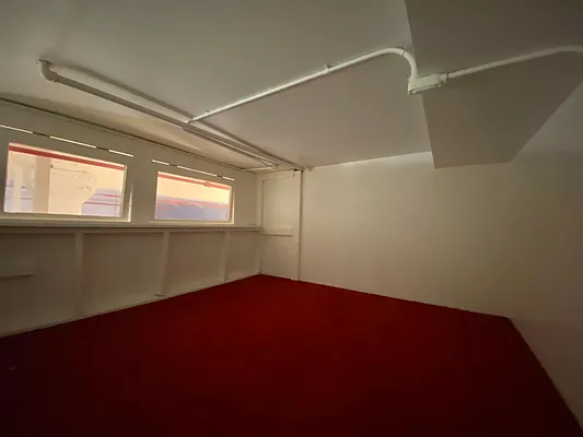 Rented by Carnegie Management Inc | media 31