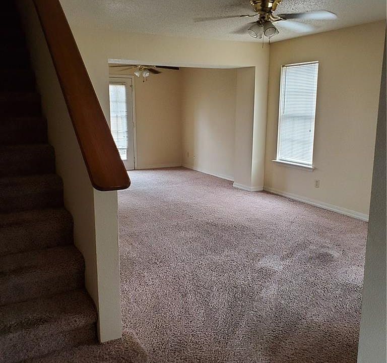 2nd image of 700 Paige Pl N #B