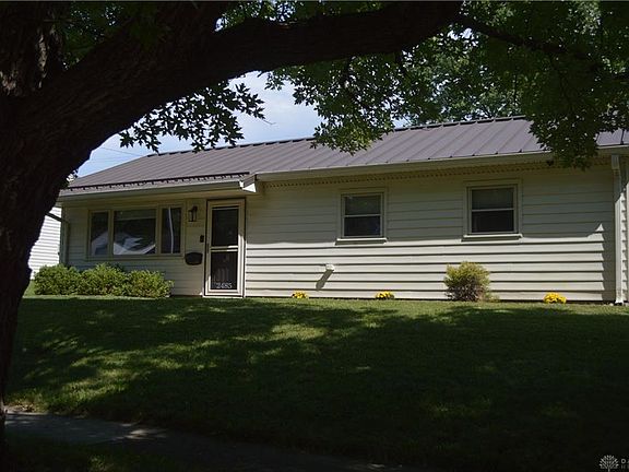 3rd image of 2485 N Aragon Ave