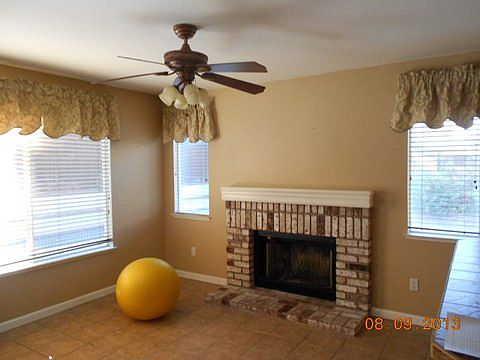 2nd image of 3786 Newbury Dr