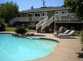 405 Riverview Dr, Auburn, CA 95603