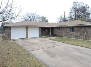 5033 Sabelle Ln, Haltom City, TX 76117