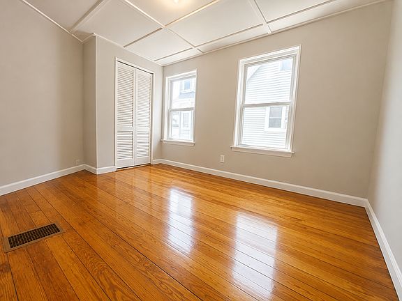 4th image of 9 Orchard St Floor 2